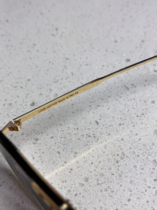 ルイヴィトンサングラス着用イメージ